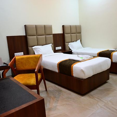 Unnati Stay Inn Vijayapura Bijāpur Extérieur photo