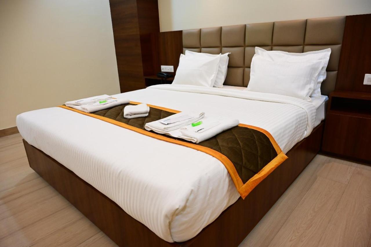 Unnati Stay Inn Vijayapura Bijāpur Extérieur photo
