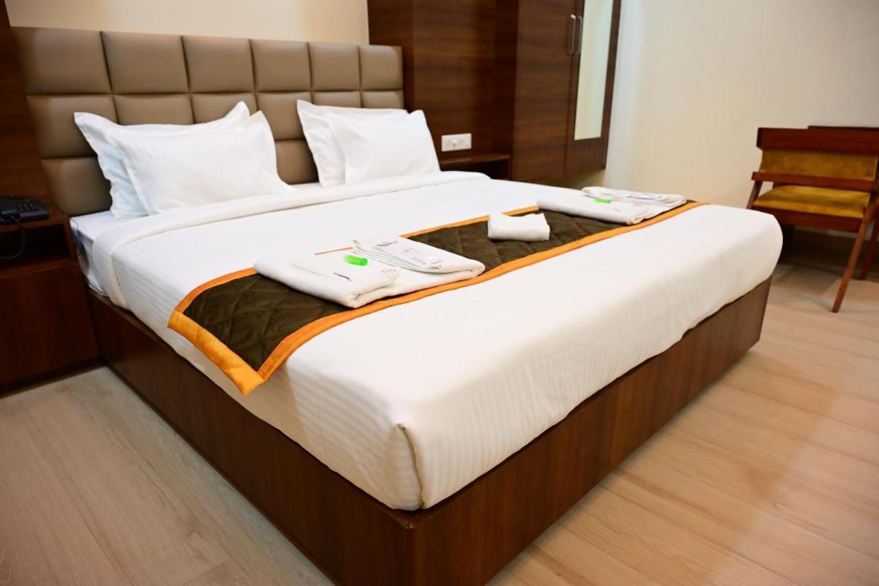 Unnati Stay Inn Vijayapura Bijāpur Extérieur photo